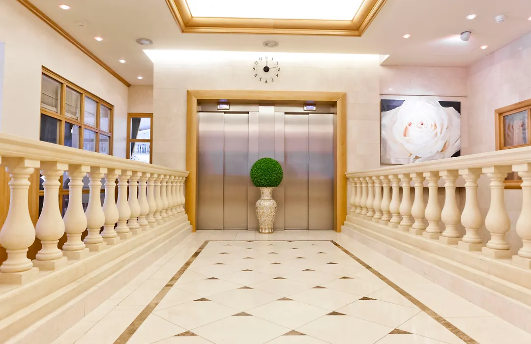 Hotel Le Chatelain-1
